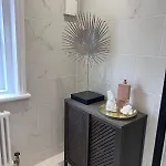No 6 - Luxury House - 10 Mins Walk Into Nyaraló *