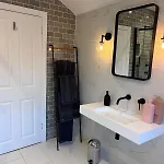 No 6 - Luxury House - 10 Mins Walk Into * Harrogate